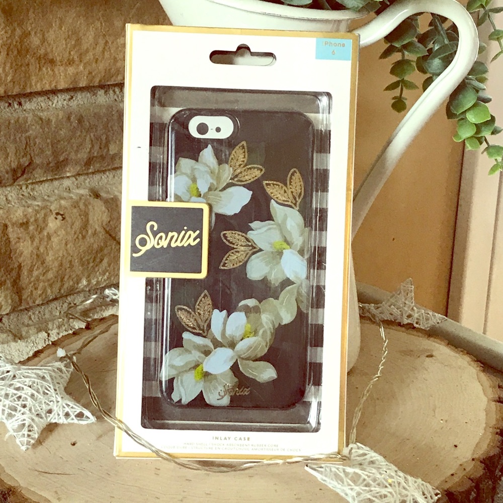 NWT Sonix Oleander White Flower iPhone 6 case